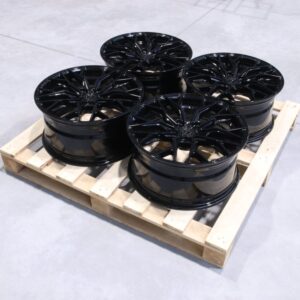 Set of CVR1 19x9 ET51 5x112 Gloss Black