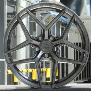 Concaver CVR2 19x9,5 Gloss Graphite