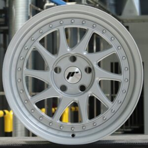 JR Wheels JR26 17x8 Gloss Silver