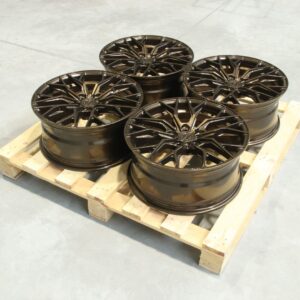 Set of CVR1 19x8,5 ET42 + 19x8,5 ET45 5x108 Gloss Bronze