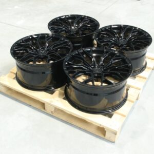 Set of CVR1 20x10 ET20 5x112 Gloss Black