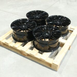 Set of JR28 17x8 ET35 4x114,3 Gloss Black