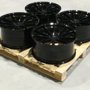 Set of JR37 21x9,5 + 21x10,5 ET35 5x112 Gloss Black