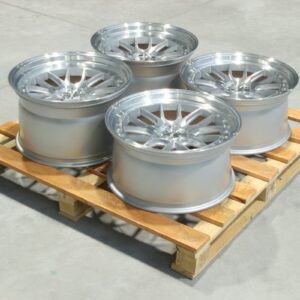Set of JR40 19x9,5 ET28 + 19x11 ET22 5x112 Silver Machined Face