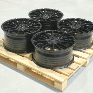 Set of CVR7 19x8,5 ET25 + 19x9,5 ET35 5x112 Gloss Black