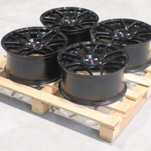 Set of JR18 18x8,5 ET45 5x112 Gloss Black