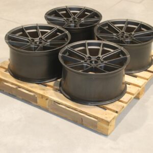 Set of JR30 20x10 ET35 + 20x10,5 ET45 5x114,3 Matt Graphite