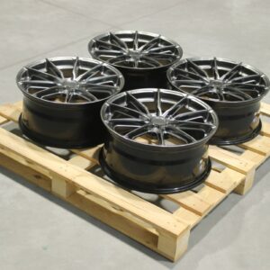 Set of JR37 18x8 ET40 5x100 Hyper Black