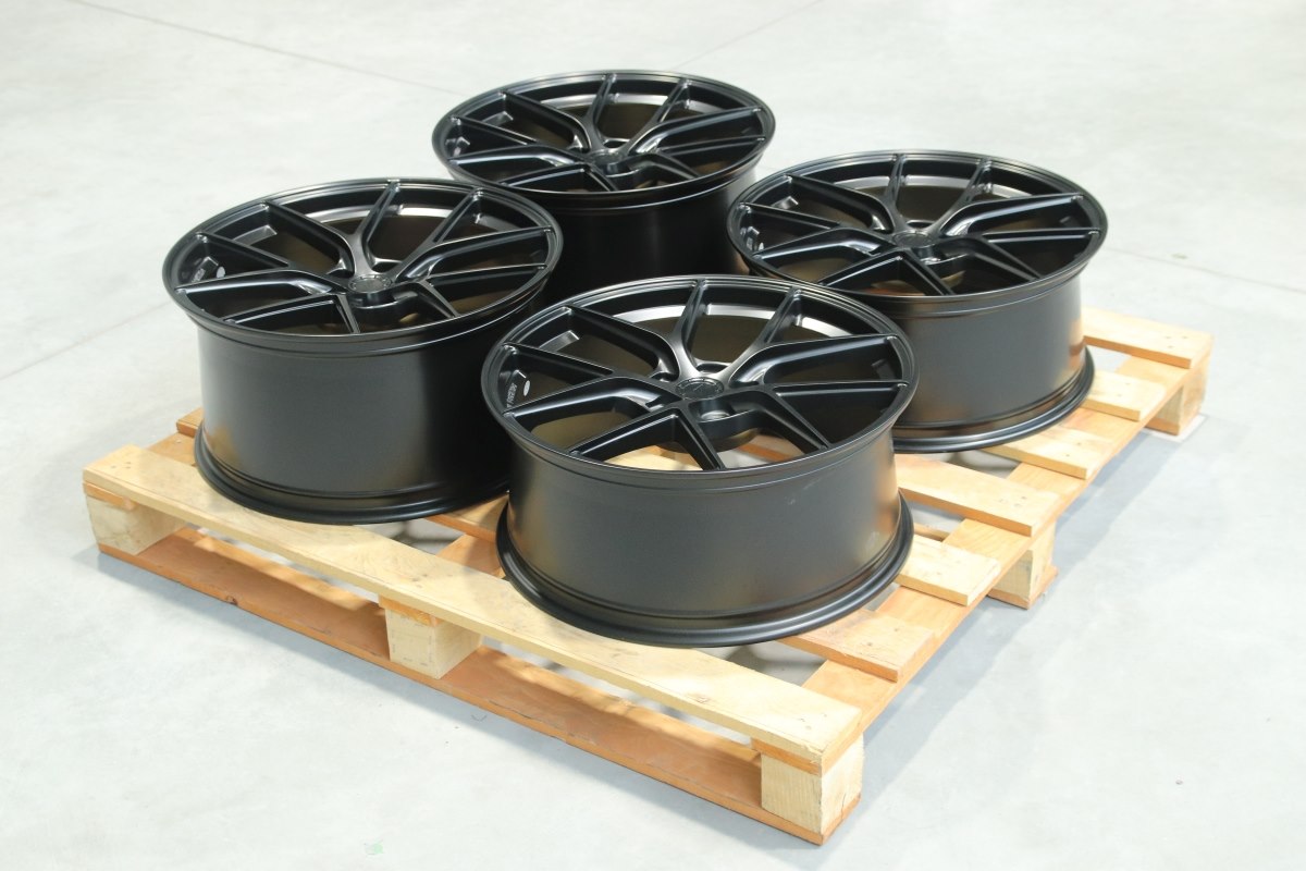 Set of SL01 20x8,5 ET35 + 20x10 ET45 5x120 Matt Black