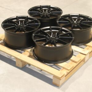 Set of SL02 18x8 ET35 + 18x8,5 ET40 5x114,3 Matt Black